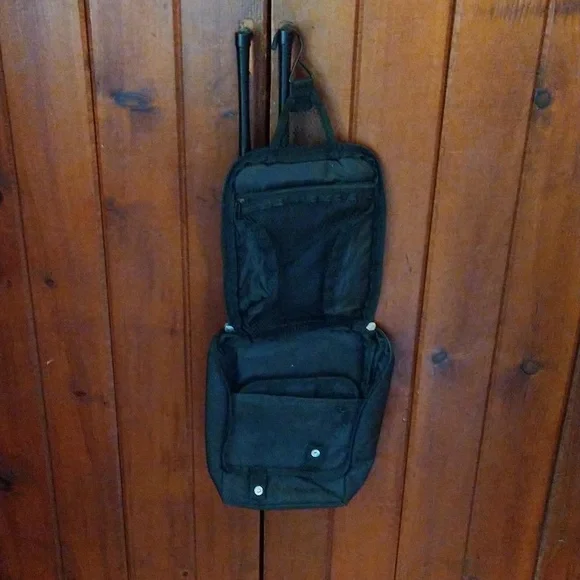 American Tourister toiletry bag - Picture 3 of 7